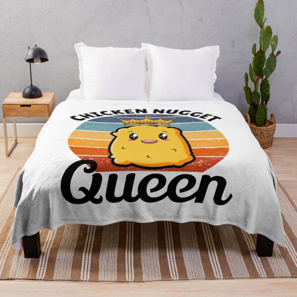 Item preview, Chicken Nugget Queen Cumpleaños Comida rápida Divertido designed and sold by TastefulTees.