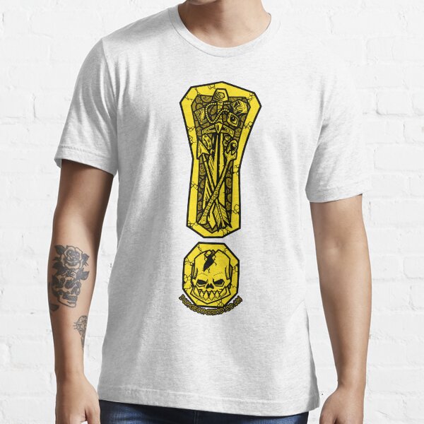Quest Crest (light) Essential T-Shirt