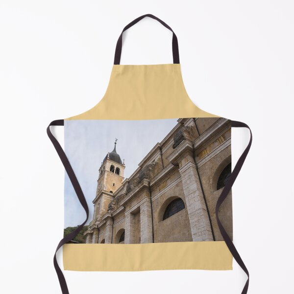 Aperçu de l'œuvre Collégiale de Santa Maria Assunta à Arco, Italie créée et vendue par jojobob.