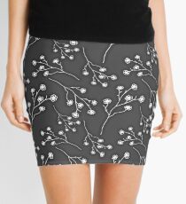 Baby's Breath Flower Pattern - Black Mini Skirt