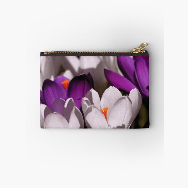 Item preview, La naturaleza de la flor en la luz y la hoja blanca de la planta designed and sold by Mark Luckett.