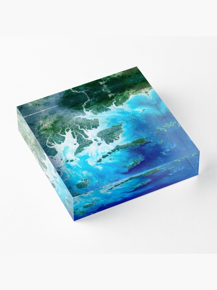 Alternate view of Island Map Acrylic Block