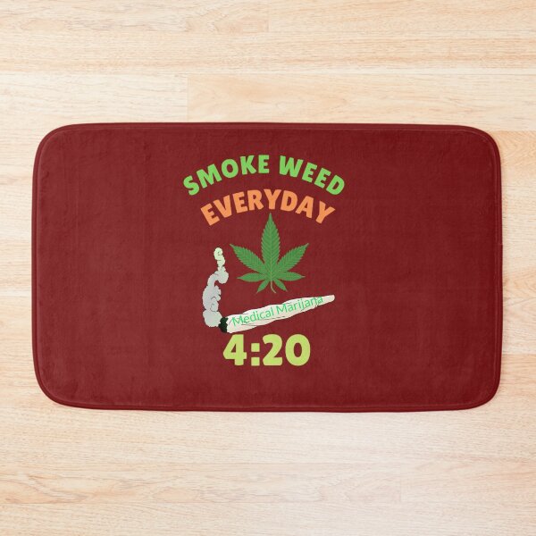 Aperçu de l'œuvre Fumer de l'herbe tous les jours, de la marijuana médicale, du cannabis, de l'herbe, créée et vendue par BestDesignbySof.