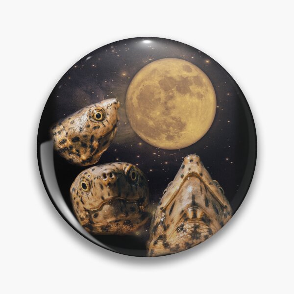 Artikelvorschau, Loggerhead Musk Turtle "Three Wolves and Moon" Style entworfen und verkauft von Timothy Dykes.