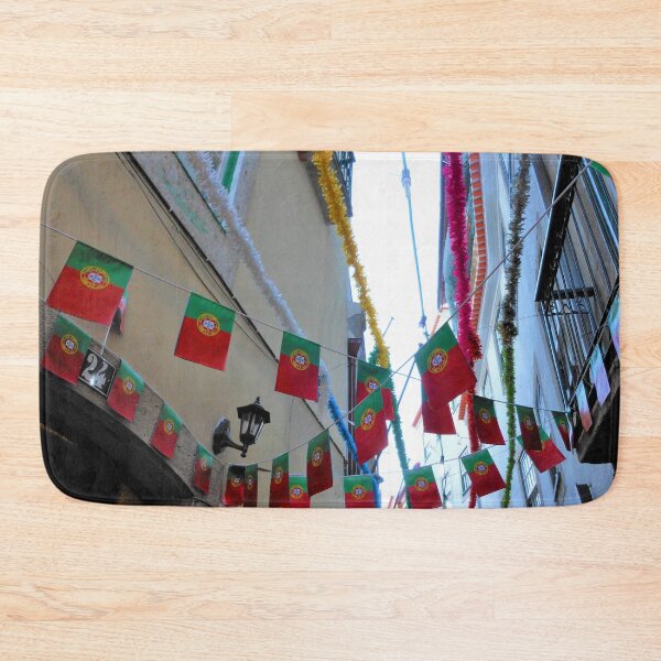 Item preview, Lisbon during the June festivals designed and sold by MTD-Archives.