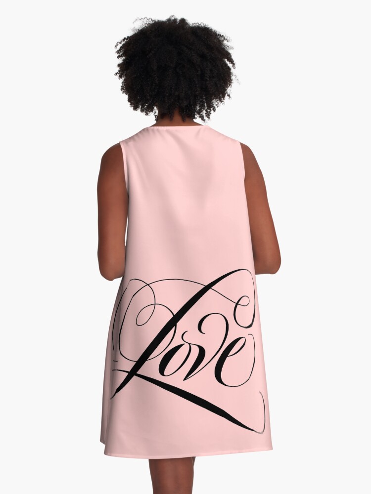 Robe trapèze for Sale avec l'œuvre « Romantique Black LOVE