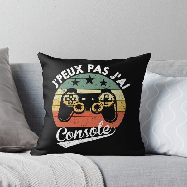 Aperçu de l'œuvre Je ne peux pas avoir de console T-shirt classique créée et vendue par contawana1s.