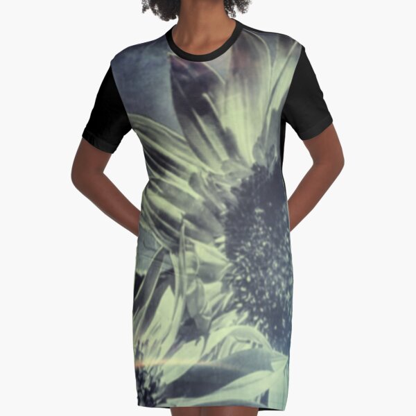 Jenn Sunflowers Graphic T-Shirt Dress
