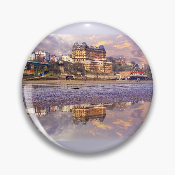 Artikelvorschau, Scarborough Grand Hotel Reflexion entworfen und verkauft von Alisonchambers2.