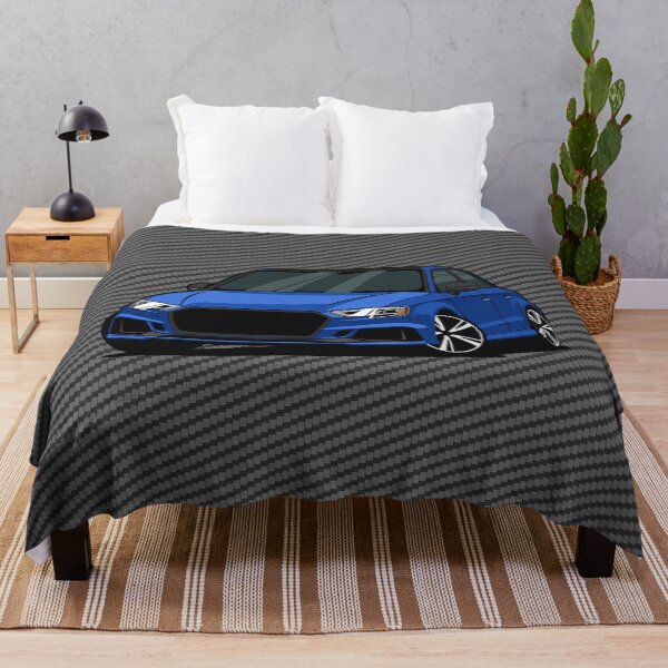 Blauer RS3 mit Kohlefaser Fleecedecke