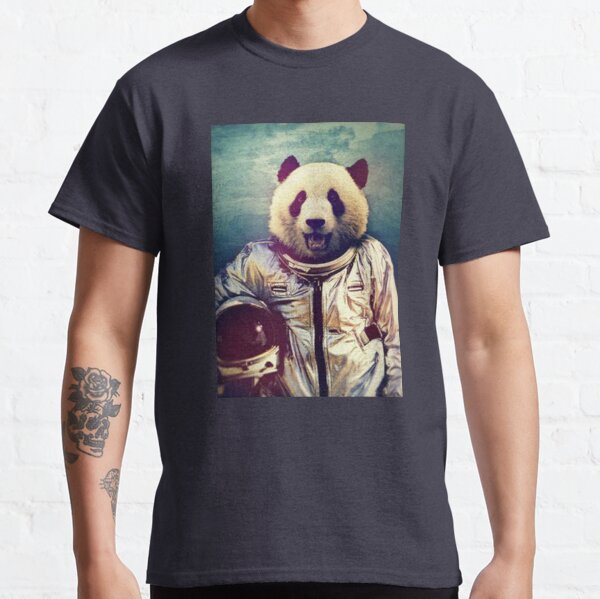 Panda astronaut poster Classic T-Shirt