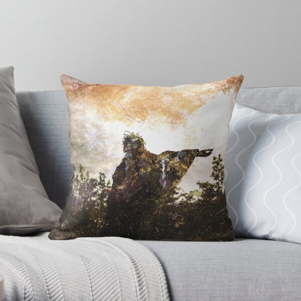 L'Augure Throw Pillow