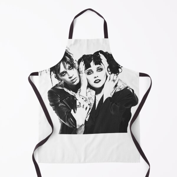 Artikelvorschau, 1975 And Pale Waves 55 – Fashion Graphic – Lustiges Grafik-T-Shirt – Herren Vintage entworfen und verkauft von Lindsayunique.