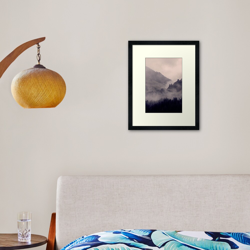 HIDDEN HILLS Gerahmter Kunstdruck