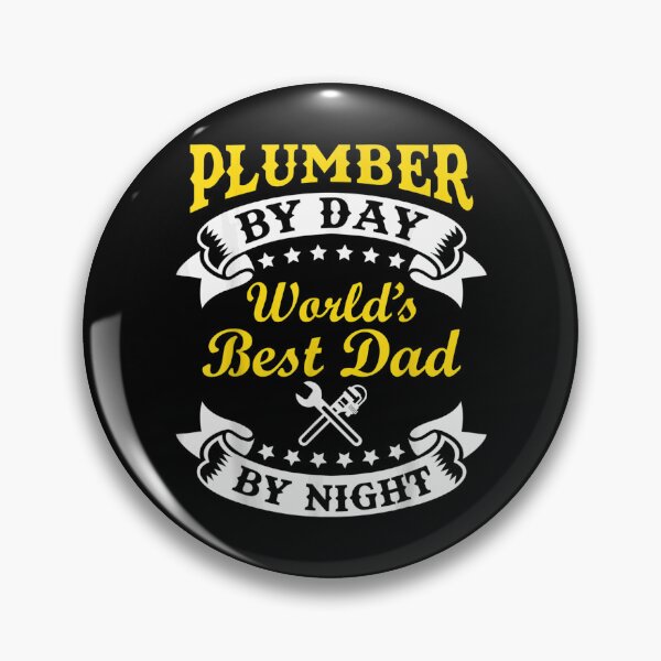 Aperçu de l'œuvre Mens plombier par jour mondes meilleur papa par nuit fête des pères drôle créée et vendue par DaiShop.