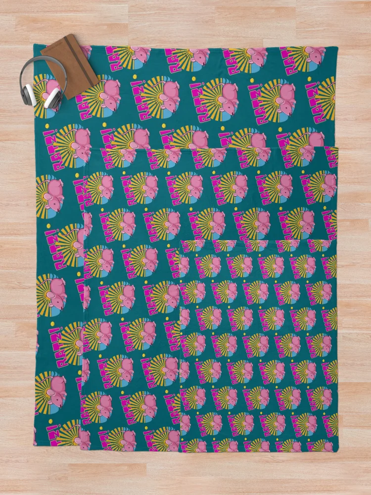 Imagen 5 de 6, Manta con la obra RATZ RATZ DIVERTIDO RATZ ROSA, diseñada y vendida por TheOghams.