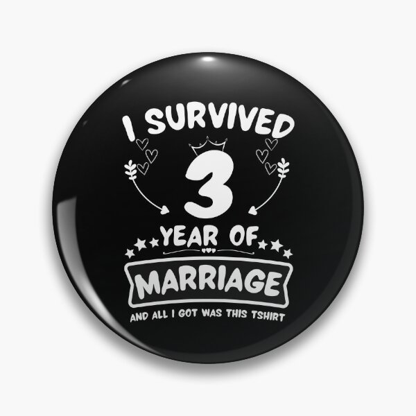 Artikelvorschau, Überlebte 3 Jahre Ehe Happy 50th Anniversary Funny Couples entworfen und verkauft von JoshBulky.