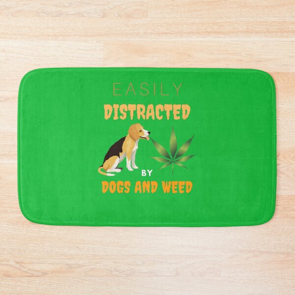 Artikelvorschau, Hunde und Unkraut von Dogs And Weed Lustiges Geschenk für Hundeliebhaber, das sich leicht ablenken lässt entworfen und verkauft von BestDesignbySof.