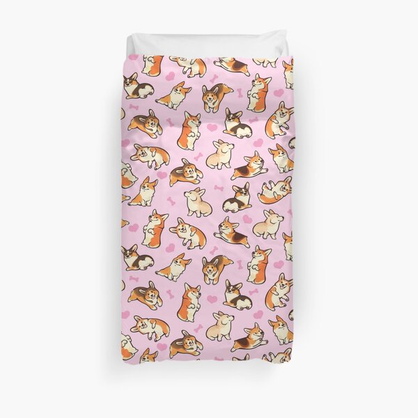 Lovey corgis in pink Duvet Cover