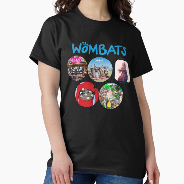 Vista previa del artículo con la obra «La camiseta clásica de Wombats | La camiseta y la pegatina de Wombats», diseñado y vendido por ReganPro5.