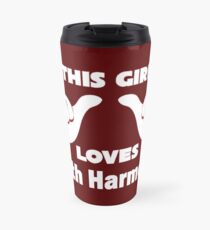 Taza de viaje Esta chica ama la Quinta Armonía