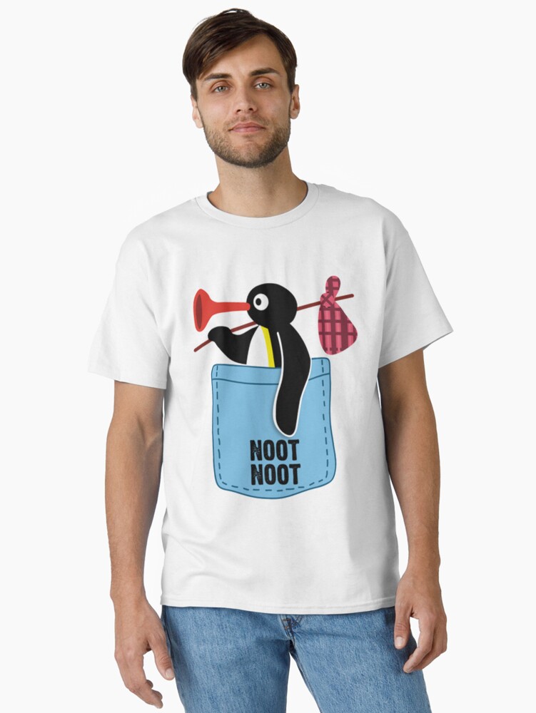 Imagen 1 de 7, Camiseta clásica con la obra Pingüino Noot Noot, diseñada y vendida por CaroolBakker.