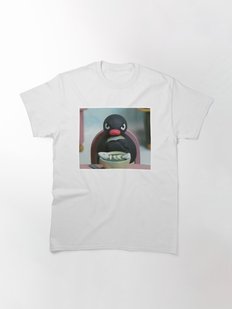 Imagen 3 de 7, Camiseta clásica con la obra Pingu el pingüino enojado - Noot Noot, diseñada y vendida por CaroolBakker.
