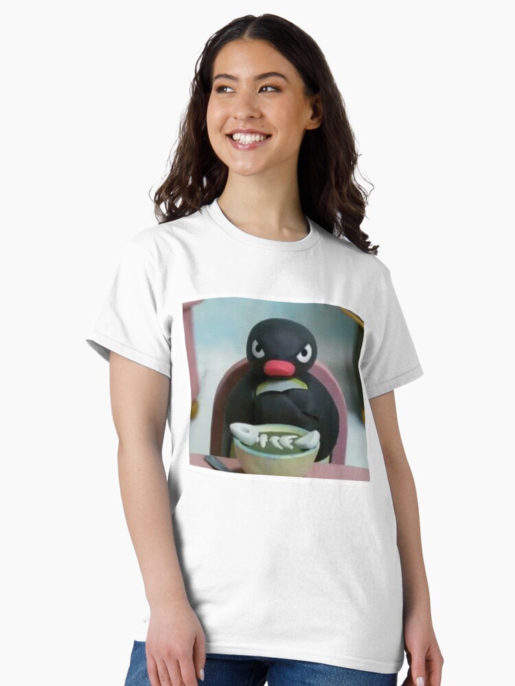 Imagen 2 de 7, Camiseta clásica con la obra Pingu el pingüino enojado - Noot Noot, diseñada y vendida por CaroolBakker.