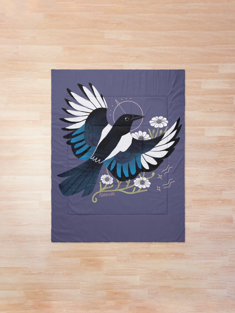 Alternate view of Familiar - European Magpie Comforter