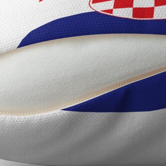 Aperçu 2 sur 3. Coussin avec l'œuvre Drapeau de la Croatie créée et vendue par Shorlick.
