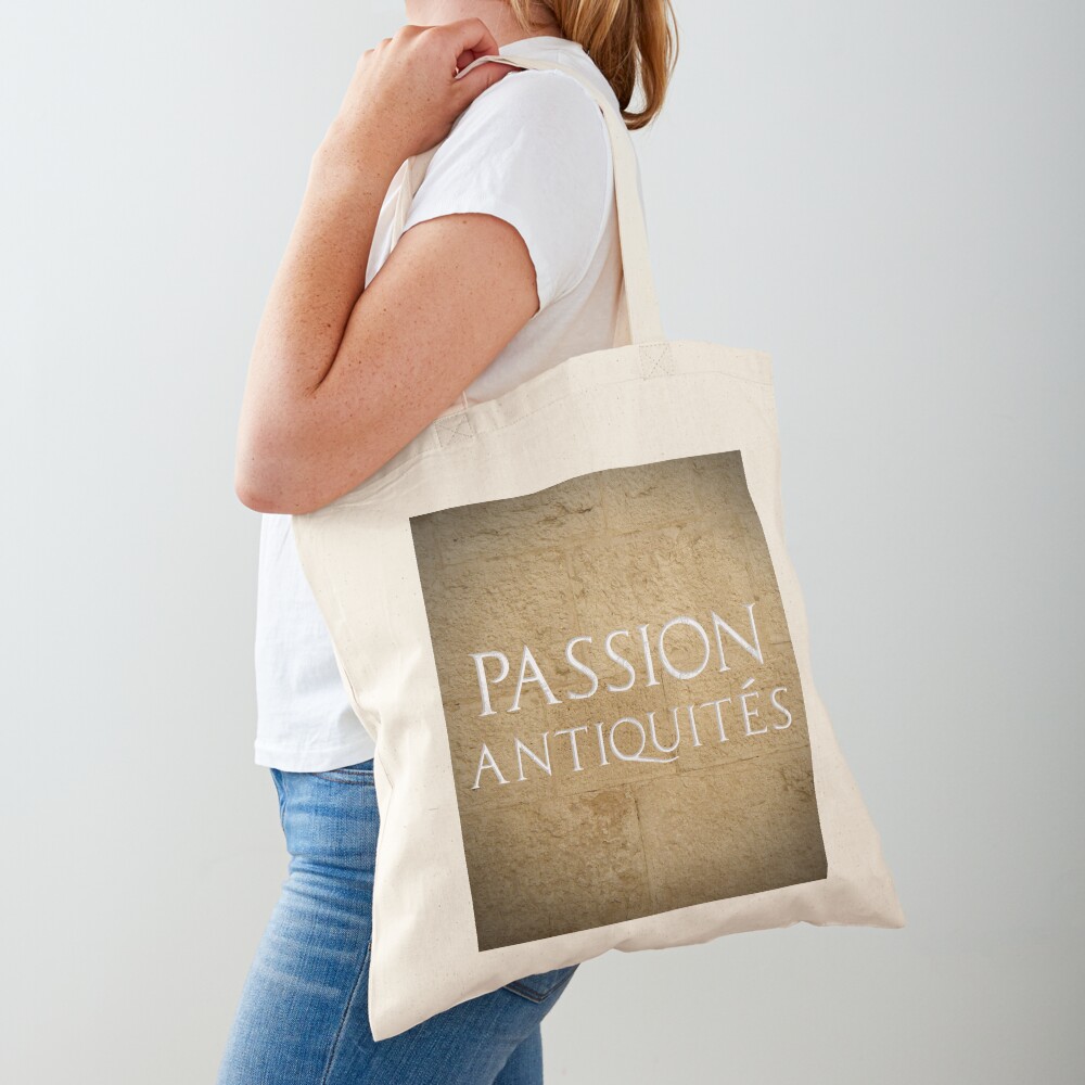 Aperçu de l'œuvre Tote bag classique créée et vendue par PMedievistes.