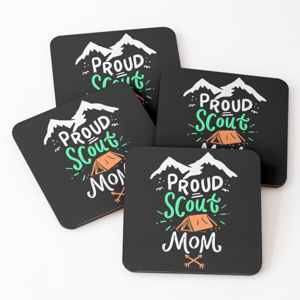 Aperçu de l'œuvre T-shirt cadeau de chef scout de camping de mère créée et vendue par BerschEverett.