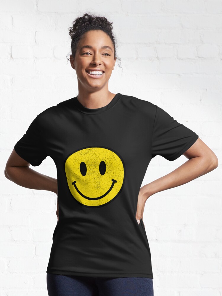 Vintage Retro Happy Smiley Face 80s 90s Aesthetic  Essential T