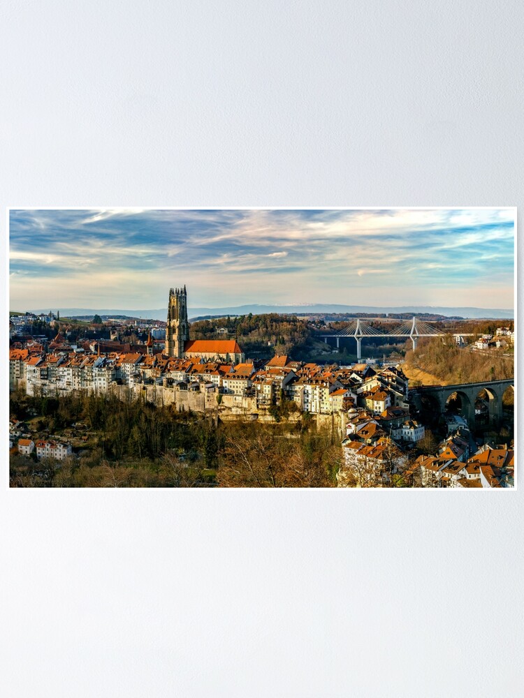 Vieille Ville Médiévale Fribourg Sur La Colline Suisse Heure Du Coucher Du Soleil Vue Panoramique Poster