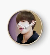 Taehyung - Pierced Clock