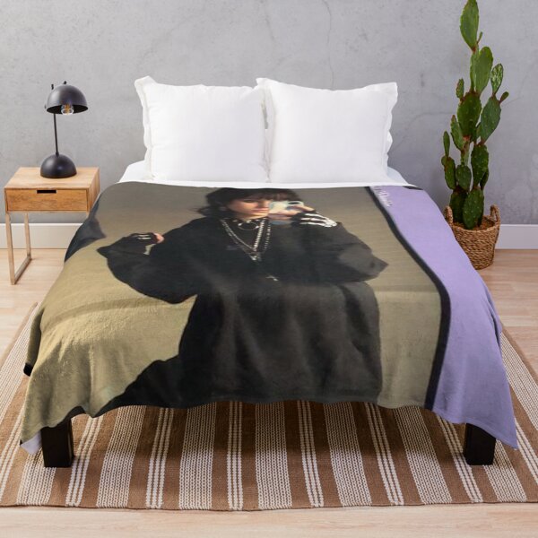 Item preview, Selfie en la habitación emo designed and sold by emoartwork.