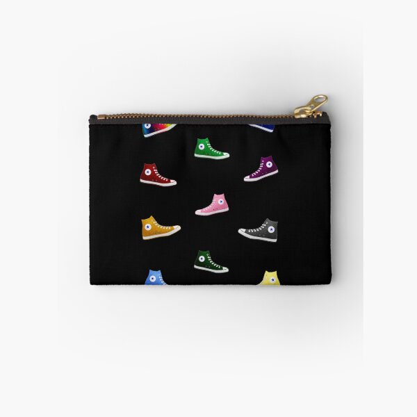 Aperçu de l'œuvre Ensemble de baskets Converse Sticker créée et vendue par janlzmaude.