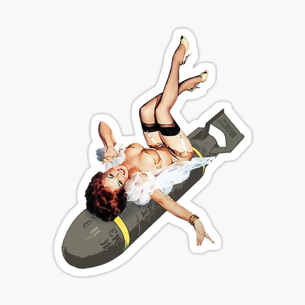 Vista previa del artículo con la obra «Pin up Girl Bombs away Póster de la Segunda Guerra Mundial Vintage», diseñado y vendido por HanaliBecovic.