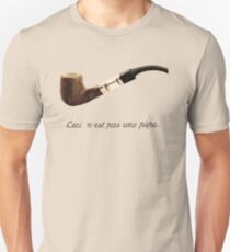 Ce Vape N'est Pas Une Pipe Unisex T-Shirt