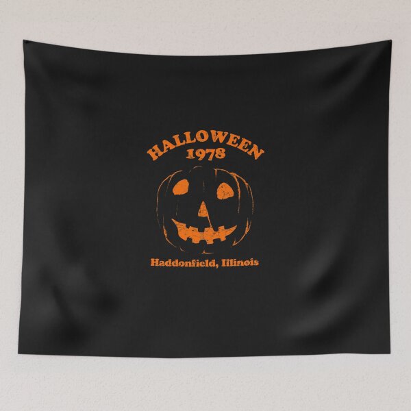 Item preview, Camiseta clásica de Halloween Copiar Copiar Copiar Copiar Copiar Copiar Copiar Copiar Copiar Copiar Copiar Copiar Copiar C designed and sold by malabew.