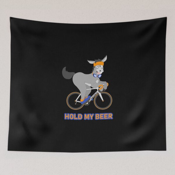 Aperçu de l'œuvre Tiens ma bière Donkey Team Dumbass T-shirt classique créée et vendue par marshacryjsy7.