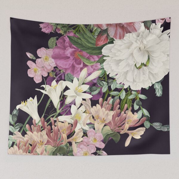 Aperçu de l'œuvre Enchanting Midsummer Garden créée et vendue par meggydesigns.