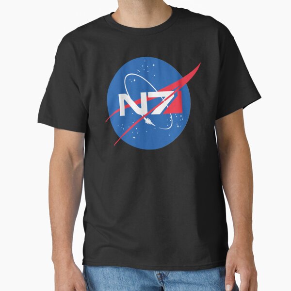 Vista previa del artículo con la obra «N7 NASA Mass Effect Activo», diseñado y vendido por BlazingUpShop.
