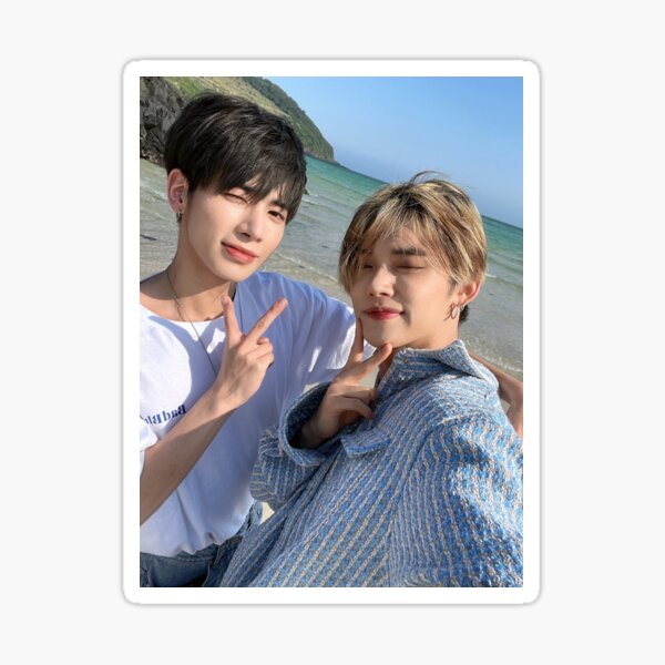 Artikel-Vorschau von TXT Taehyun & Yeonjun, designt und verkauft von HaloHaloShine.