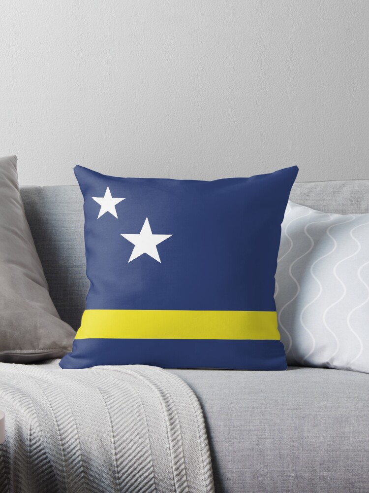 Aperçu 1 sur 3. Coussin avec l'œuvre Drapeau du Curaçao créée et vendue par Shorlick.