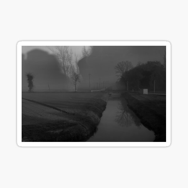 Canal dans la Brume Sticker