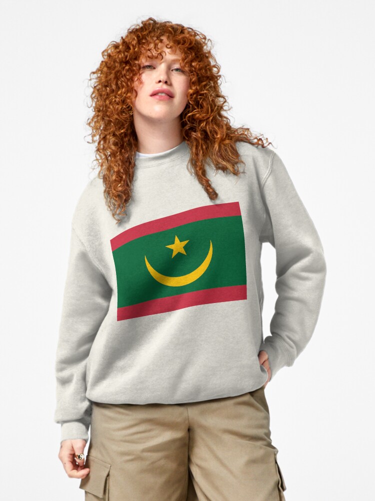 Aperçu 4 sur 7. Sweatshirt épais avec l'œuvre Drapeau de la Mauritanie créée et vendue par Shorlick.