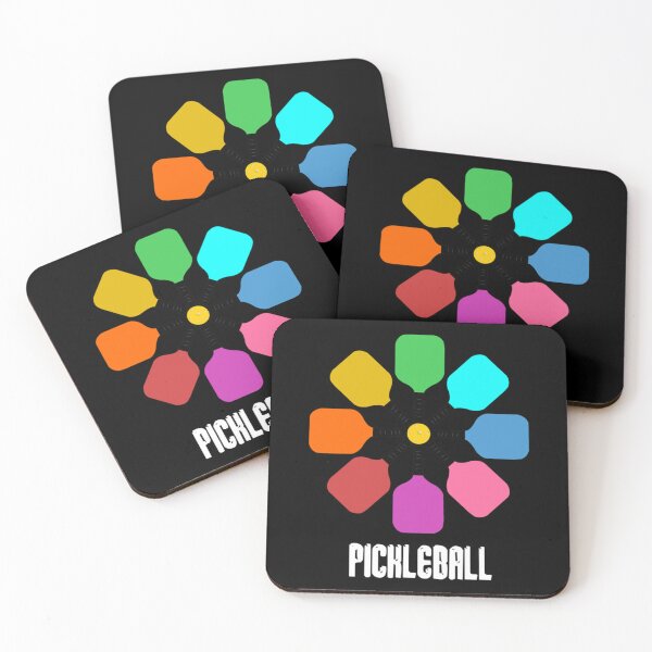 Aperçu de l'œuvre Raquette de pickleball T-shirt essentiel créée et vendue par felyn3gloria.