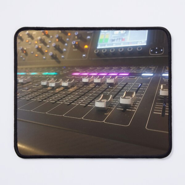 Item preview, console designed and sold by justNickoli.