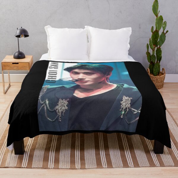 Artikelvorschau, Geschenke für Frauen Choi San Animal Ateez More Than Awesome entworfen und verkauft von JadeMckay083.